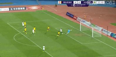 校花被出奶在线看
