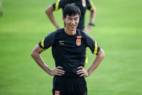 女总裁爱上穷小伙