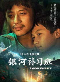 被两个男人按住吃奶好爽